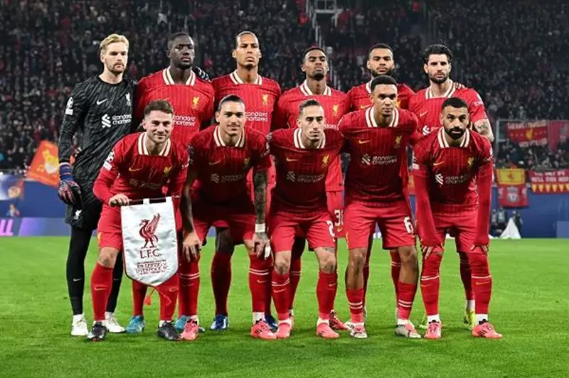 مفاوضات متطورة: حارس ليفربول على أعتاب وجهة جديدة حصرية